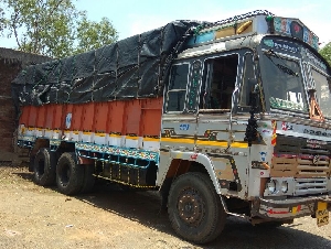 ASHOK leyland 2516